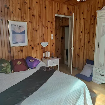 Deux Personnes Et Un Bebe Bed & Breakfast